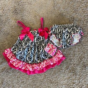 Ruffle Set NWOT
